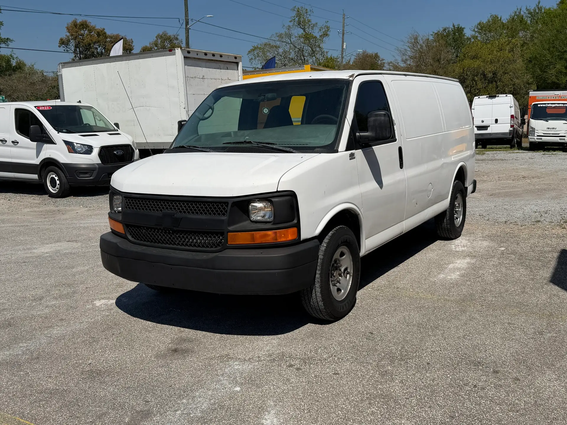 2009 Chevy G2500 cargo van, white, exterior view, parked outdoors