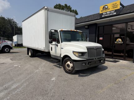 White box truck for sale or rent at Box Trucks Jax, 904-900-1467