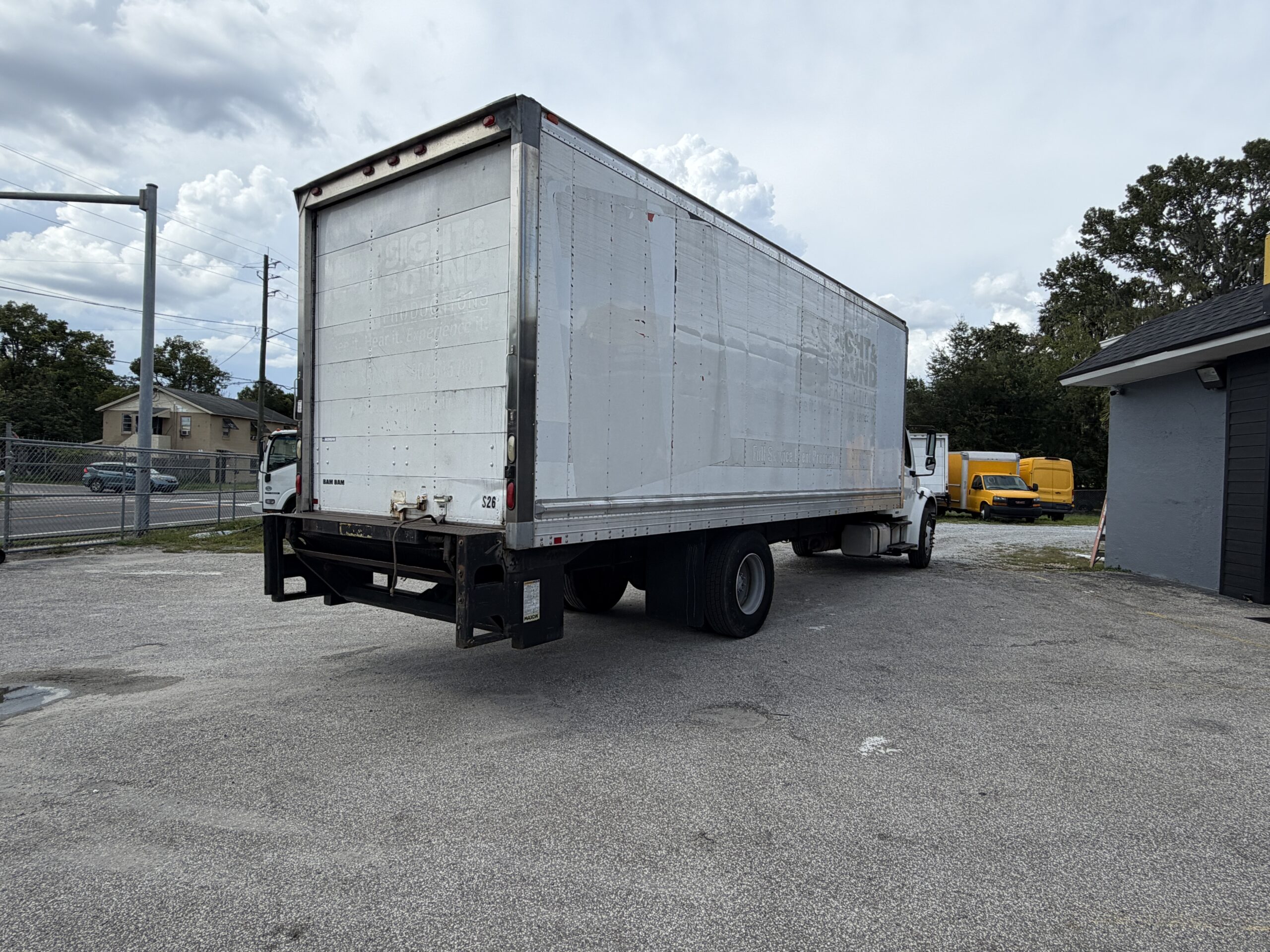 2007 Freightliner M2 26ft box truck with liftgate, rear view