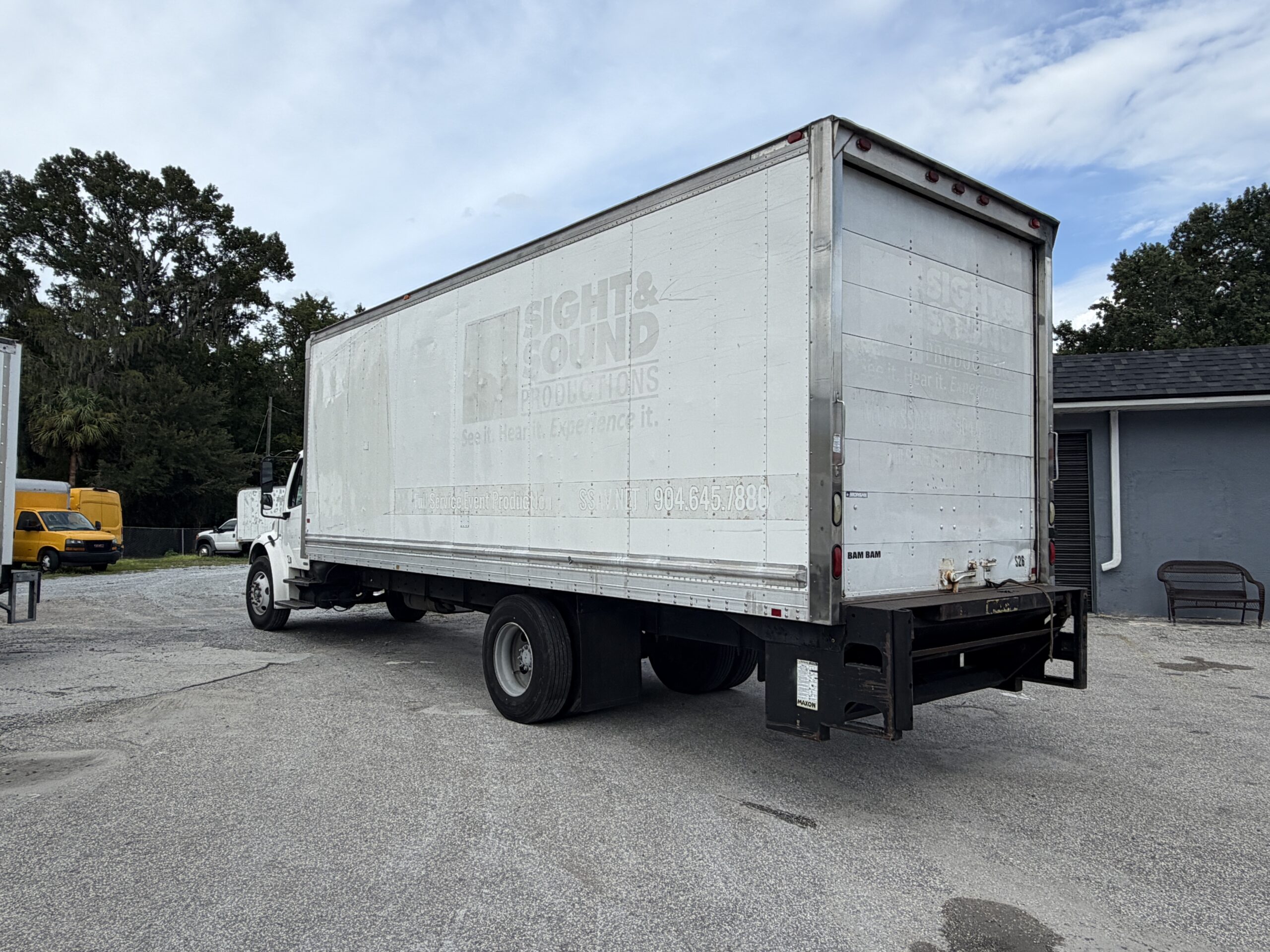 2007 Freightliner M2 26ft box truck with liftgate, Sight & Sound Productions logo
