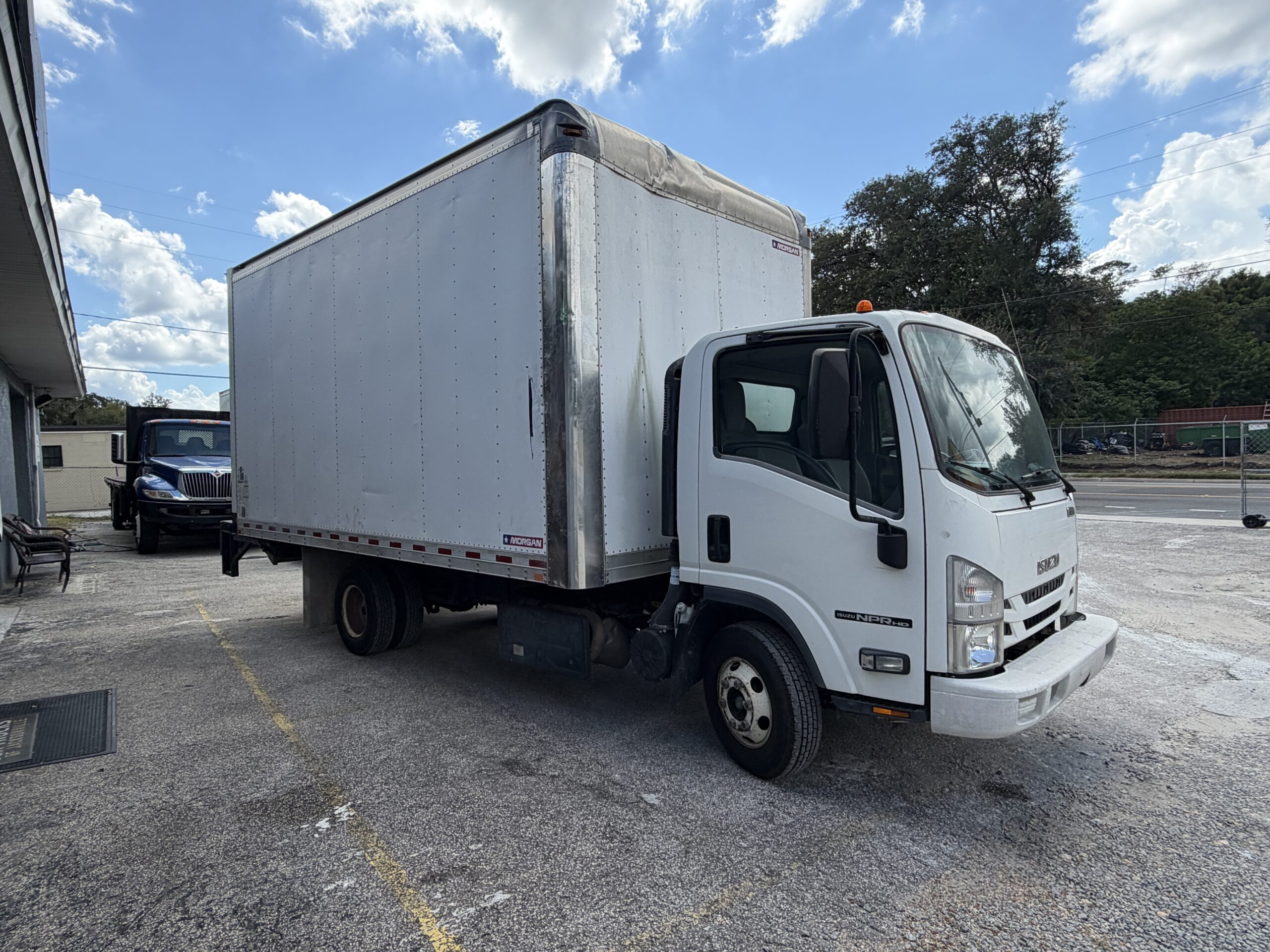 2019 Isuzu NQR 16ft diesel box truck with liftgate, stock #009127